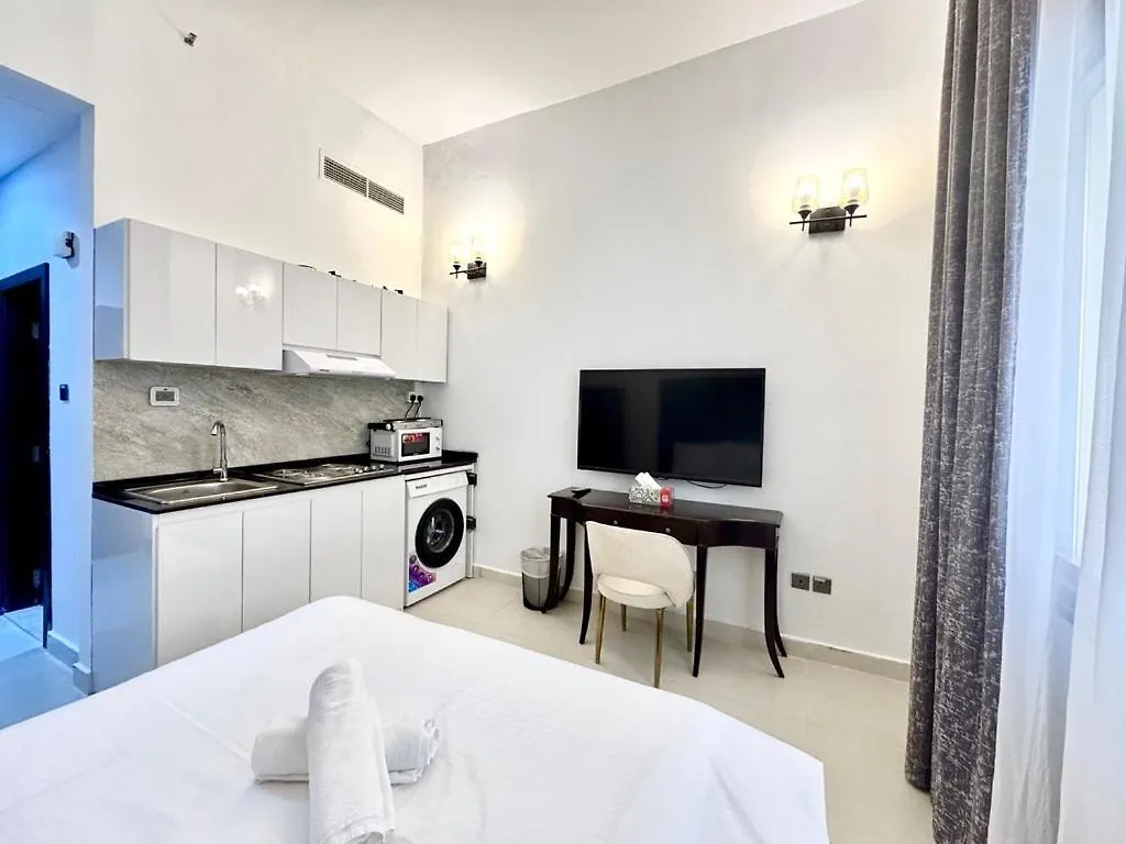 Al Manara Classic Deluxe Studio Dubai Apartment